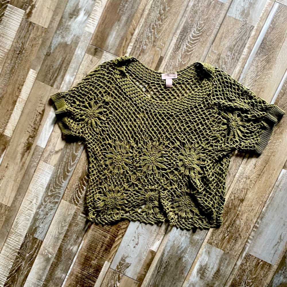 F21 Crotchet Top